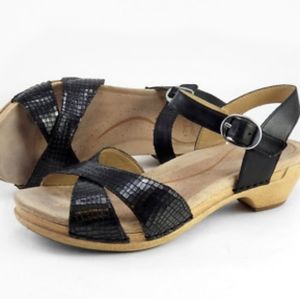 Dansko Larissa Black Croc Low Heel Sandals Size 39